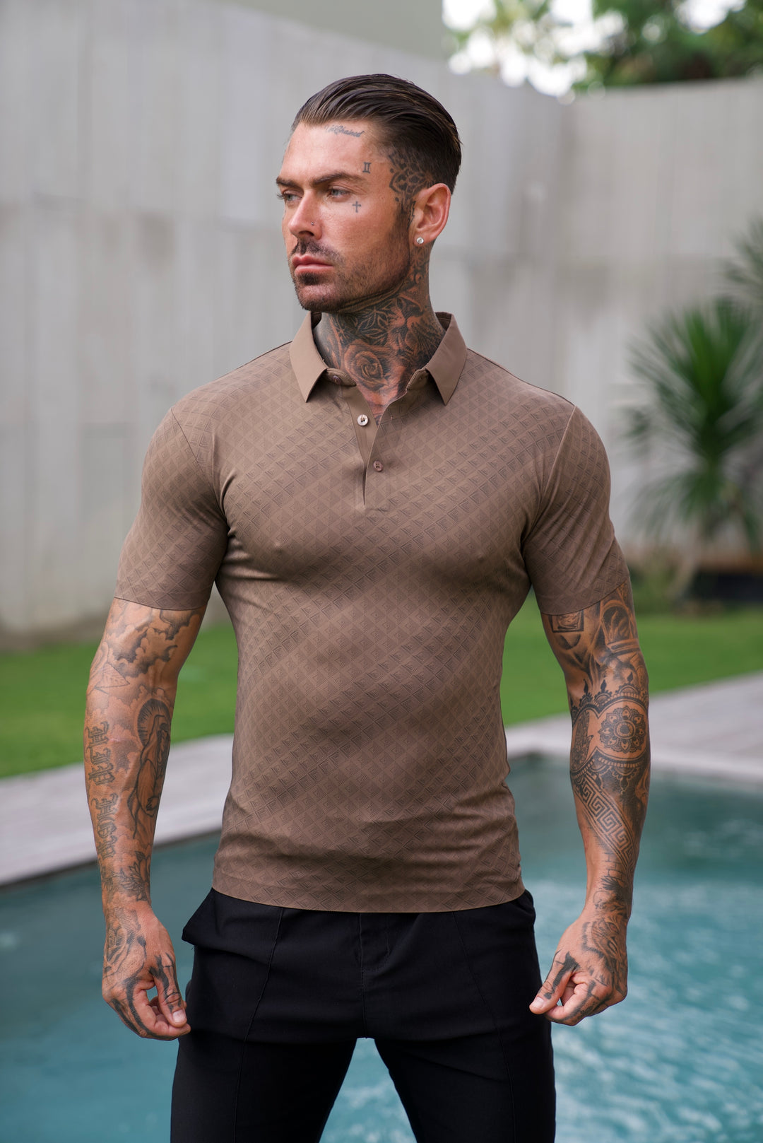 Tenace: Polo Artisanal à Motif Croisé